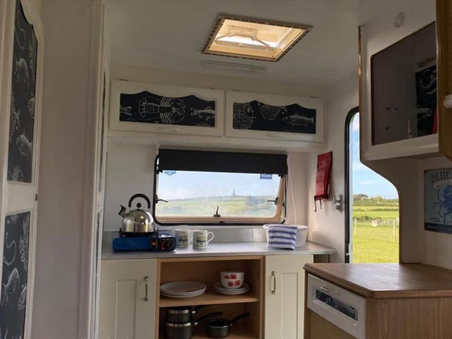 Lily Cosy Campervan With Sea Views & Amazing Sunrises St Ives  Exterior photo